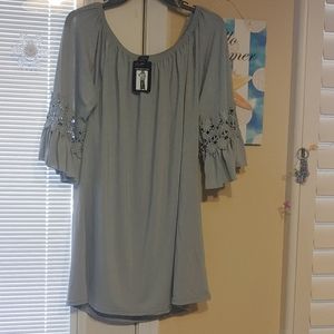 Ruffle Sleeve Tunic (gray)